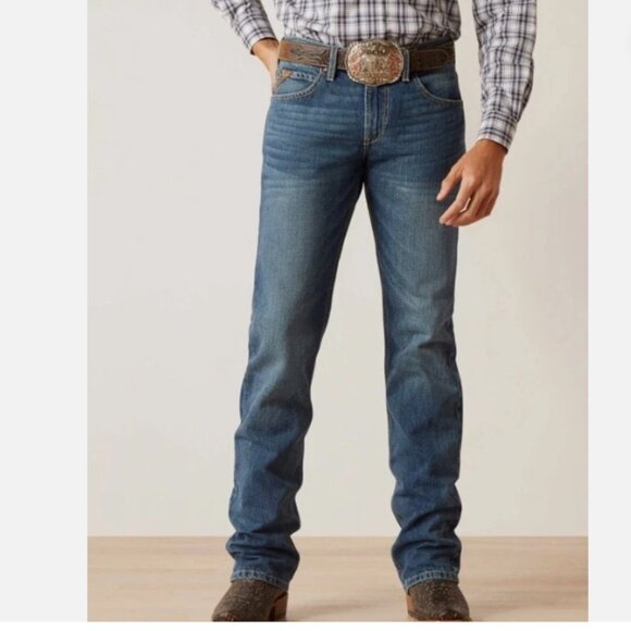 Classic Blue Men's Jeans - Picture 1 of 13